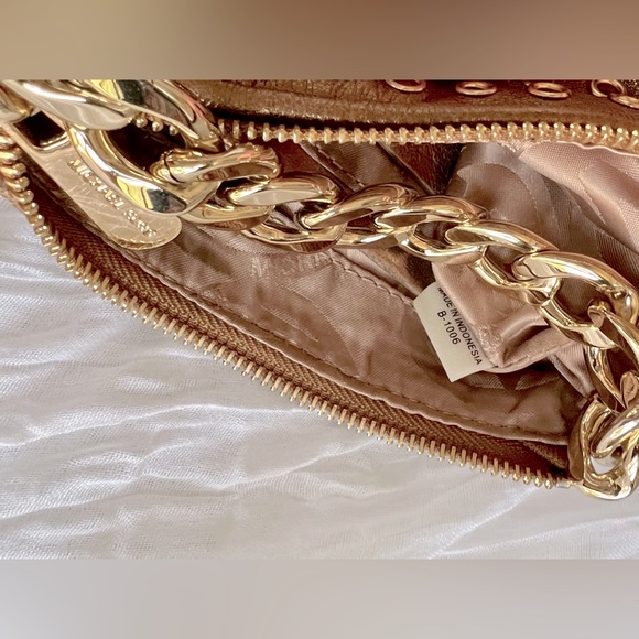 MICHAEL KORS Collette Bronze with Gold Rivets Wristlet/Clutch - Picture 5 of 8